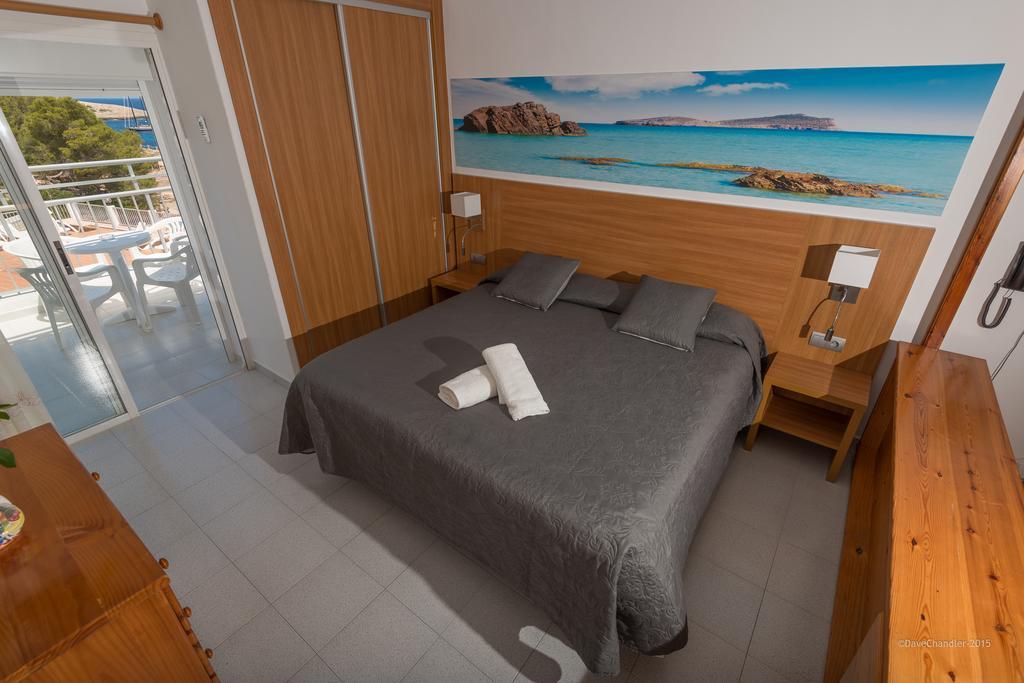 Flats Friends Apartamentos Es Puet Blanc Portinatx Kültér fotó